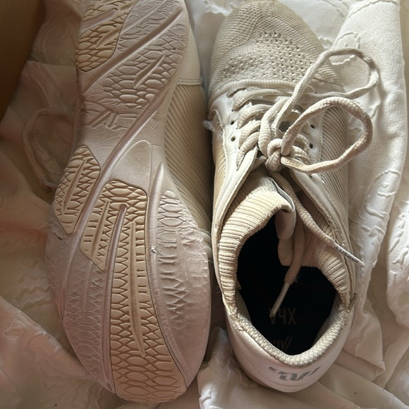 varsity v4x cheerleading sneakers, tennis shoes, all white - Picture 2 of 3